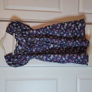 Universal tread florar blue dress Size M